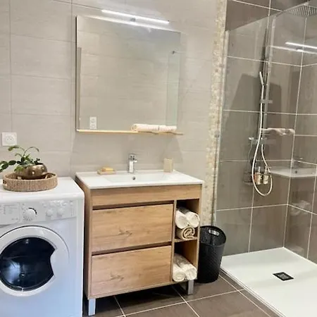 L'ecole Des Freres Apartmán
