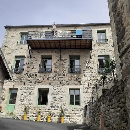 L'ecole Des Freres Apartment